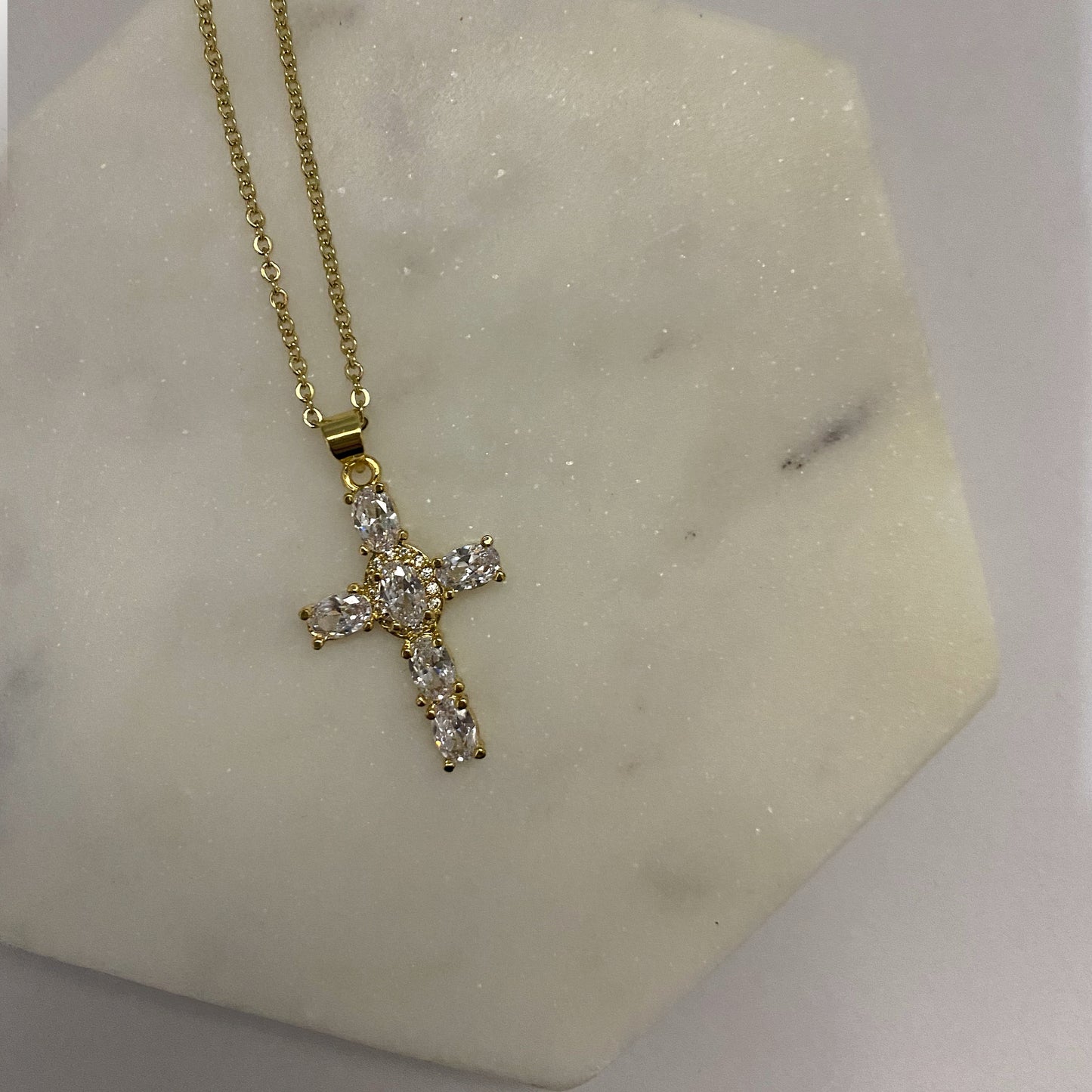 VIDA NECKLACE